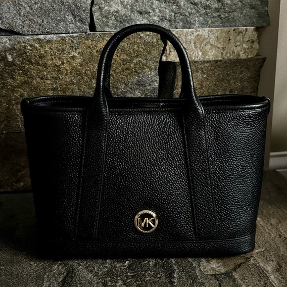 NWT Michael Kors Luisa Small Leather Satchel - Picture 11 of 13